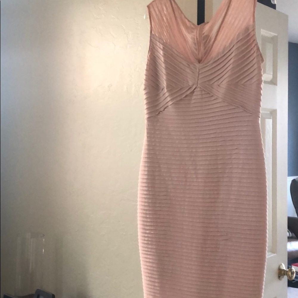 Dress - Picture 3 of 7